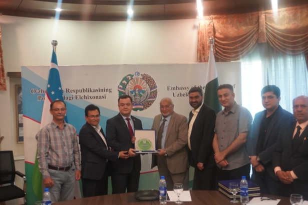 Pakistan, Uzbekistan Step Up Textile Cooperation after PHMA Meeting