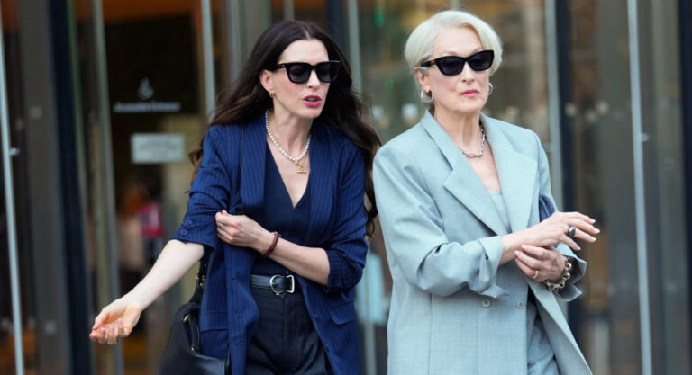 «Дьявол носит Prada 2» получил 79% на Rotten Tomatoes и 7,4 на IMDb