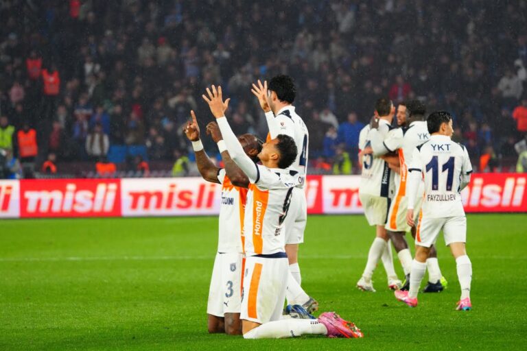 Fayzullayev maydonga qaytgan bahsda «Istanbul Bashakshehir» durang o‘ynadi