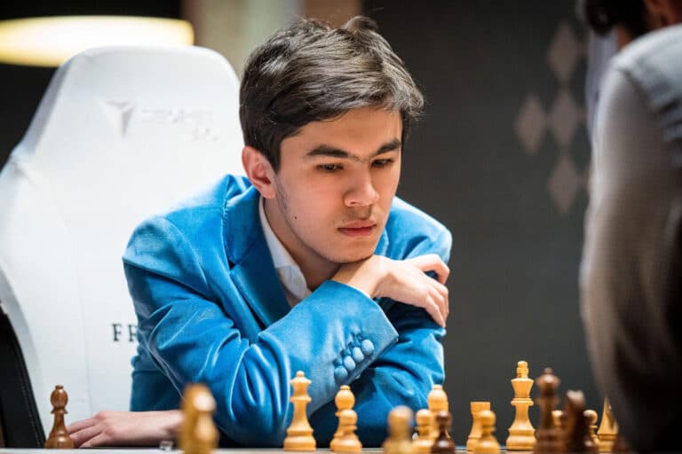 Nomzodlar turnirida Javohir Sindarov Pragnanandhani mag‘lub etdi