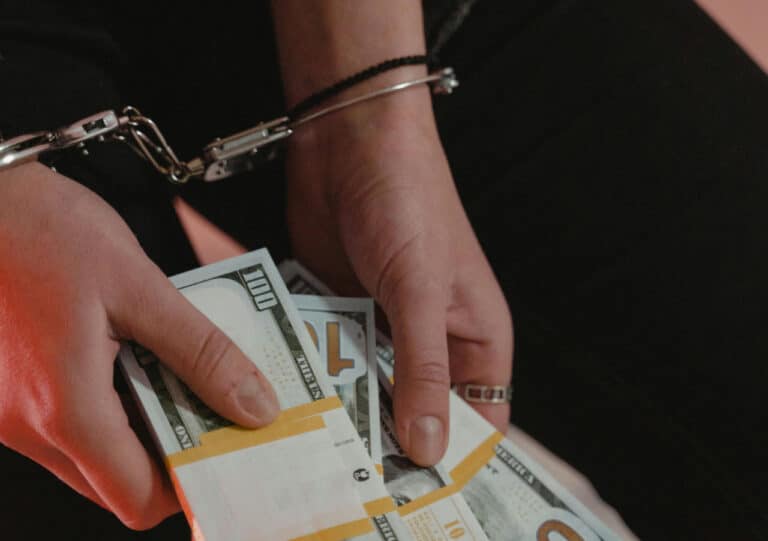 Toshkent va Sirdaryoda Umra ziyorati bilan bog‘liq firibgarlik fosh etildi