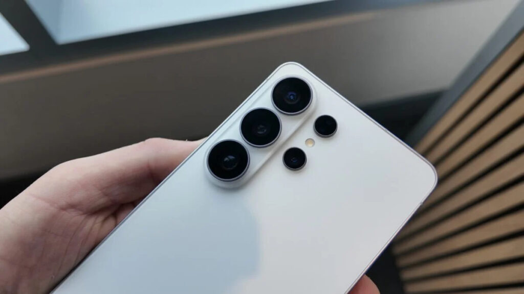 Samsung Galaxy S27 seriyasi kutishga arziydimi