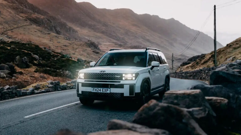 Hyundai Santa Fe 2027 elektromobili qachon chiqadi