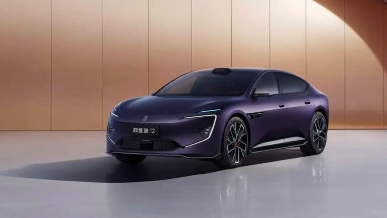 Avatr 12 elektromobili rasman taqdim etildi