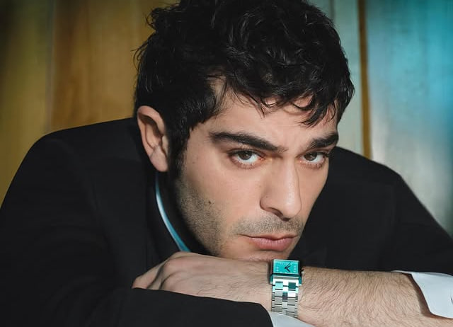 Turkiyada mashhur aktyor Burak Deniz qo‘lga olindi