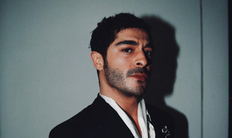 Turkiyada mashhur aktyor Burak Deniz qo‘lga olindi