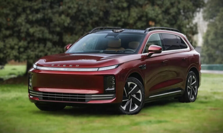 Chery Exeed EX7 1,5 ming km yurish zaxirasi bilan taqdim etildi