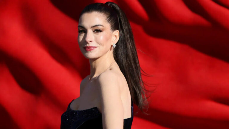 Aktrisa Enn Heteueyga muxlisi Qur’on hadya qildi