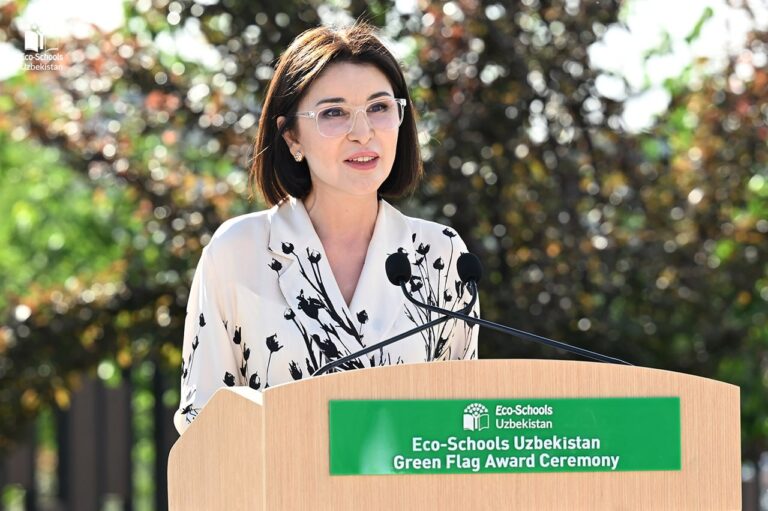 Зироат Мирзиёева открыла зеленый парк в Хиве — высадили 3 тыс. деревьев и растений