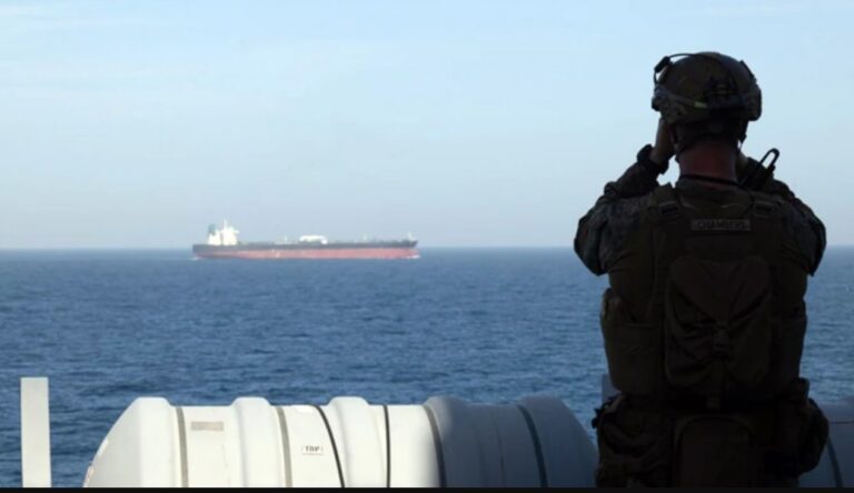 Trump Defiant on Iran Deal as Ceasefire Nears Expiry