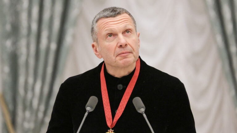 Vladimir Solovyov Italiya bosh vaziri Jorja Melonini xaqorat qildi