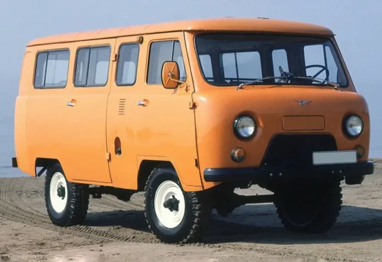 УАЗ не стал списывать легенду: «Буханку» будут выпускать дальше