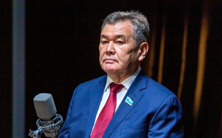 Кызылординскую область, граничащую с Каракалпакстаном, возглавил Мурат Ергешбаев