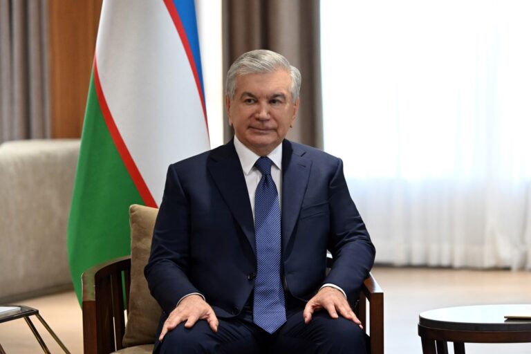 Mirziyoyev Japarov va Erdog‘an bilan muzokara o‘tkazdi