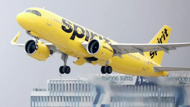 AQShning Spirit Airlines aviakompaniyasi faoliyatini to‘xtatdi