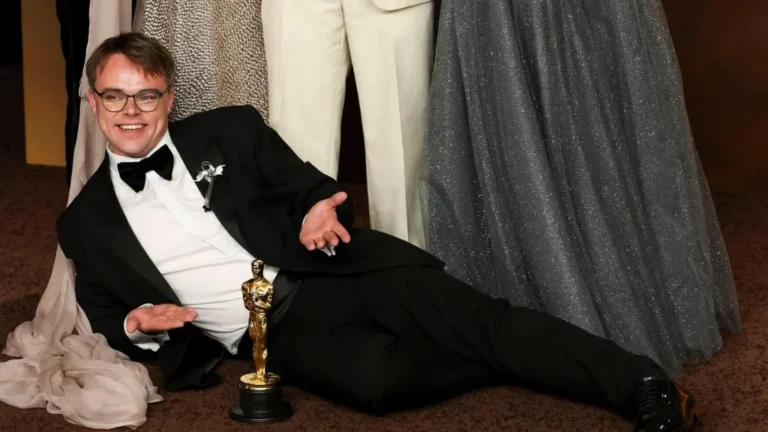 Exiled Filmmaker's Oscar Vanishes After U.S. Security Brand It a Potential Weapon