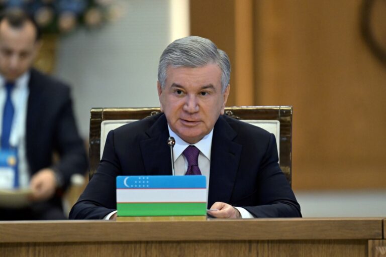 Mirziyoyev YOII bilan to‘siqlarsiz raqamli savdo makoni yaratishni taklif qildi