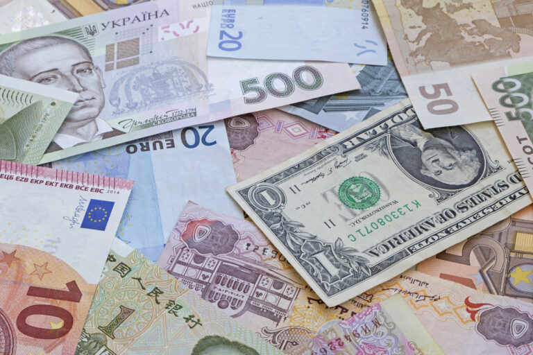 14-may kungi eng yaxshi valyuta kurslari qaysi banklarda