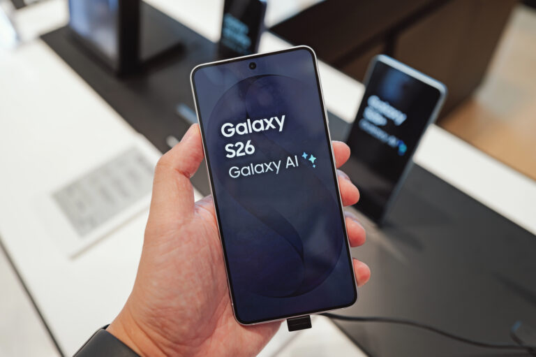 Samsung Galaxy S26’ga talab oshgani sabab ishlab chiqarishni oshirmoqda