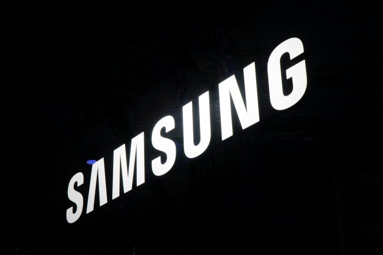 Глобальный спрос на ИИ вывел Samsung Electronics в клуб компаний-триллионеров