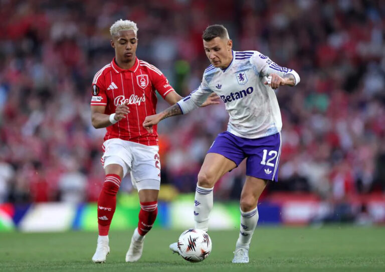 Вуд решил исход: Ноттингем Форест обыграл Астон Виллу