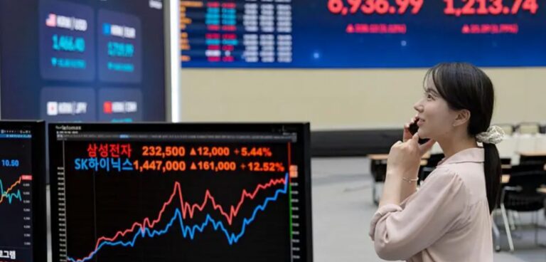 Oil Prices Fall and Global Stocks Rise on Hopes of U.S.–Iran Deal