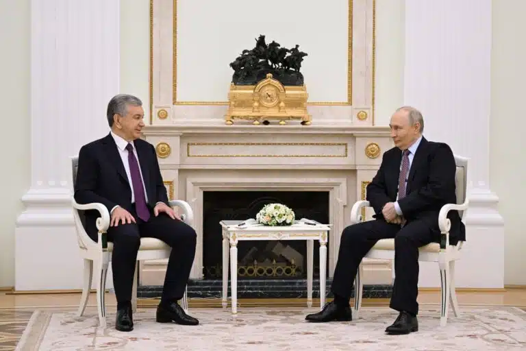 Мирзиёев и Путин обсудили торговлю и промкооперацию в Москве