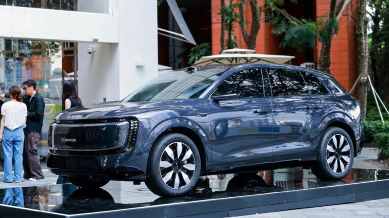 Audi E7X elektromobili 39,8 ming dollardan sotuvga chiqdi