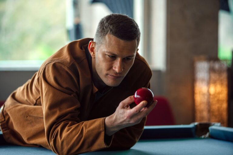 Шесть сериалов, которые мы будем смотреть в июле: главные премьеры месяца