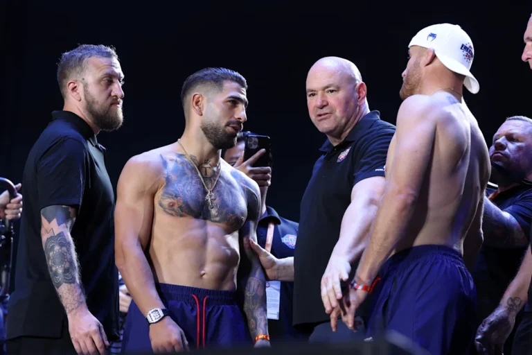 Justin Gaethje Stops Ilia Topuria to Claim UFC Lightweight Title in White House Bout