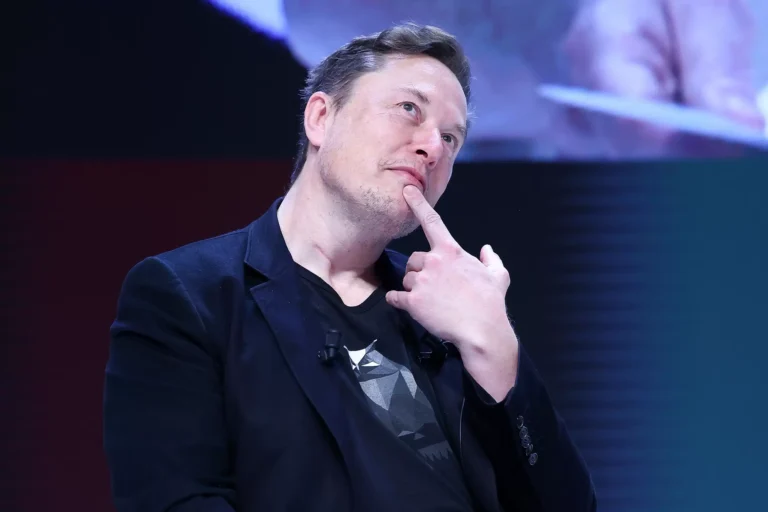 Первый триллионер мира: капитал Маска превысил $1,1 трлн или 13,2 квдрлн сумов