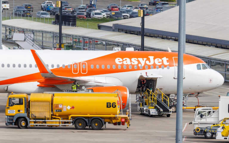 EasyJet Rejects £4.7Bn Hostile Takeover Bid from U.S. Investor