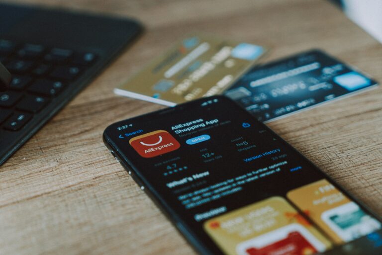Заказы на AliExpress зависли: узбекские пользователи не могут оплатить покупки