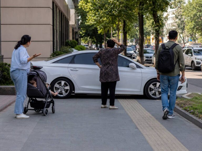 Toshkentda noto‘g‘ri joyda to‘xtagan avtomobillar evakuatsiya qilinmoqda