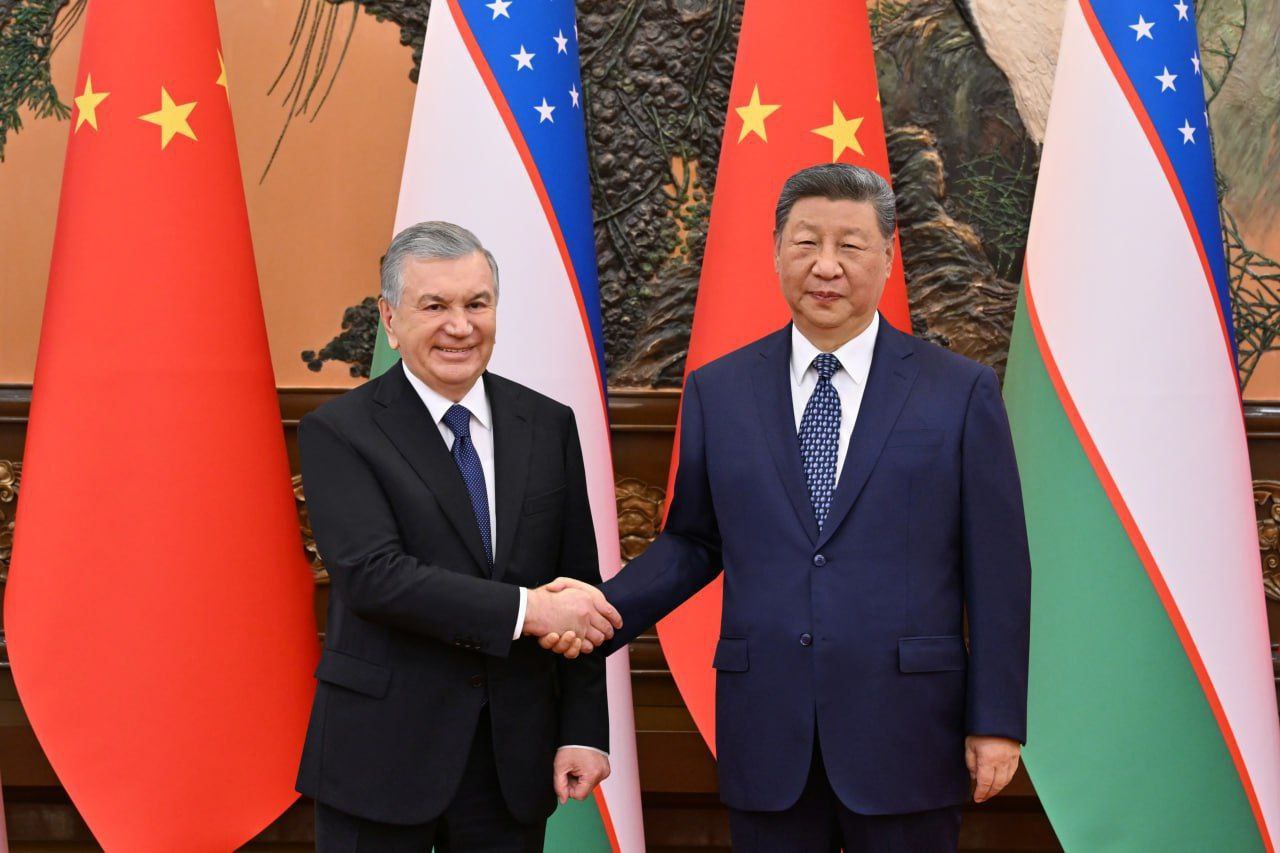 Uzbek President Congratulates China's Xi Jinping on His Birthday