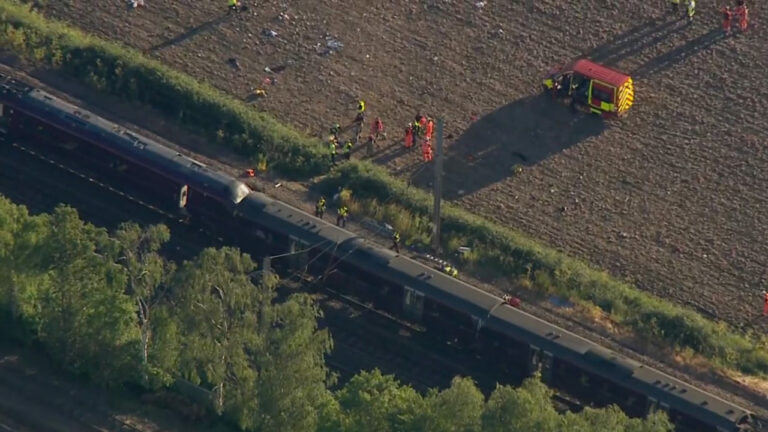 Midland Main Line Suspended After Fatal Train Collision in Bedfordshire