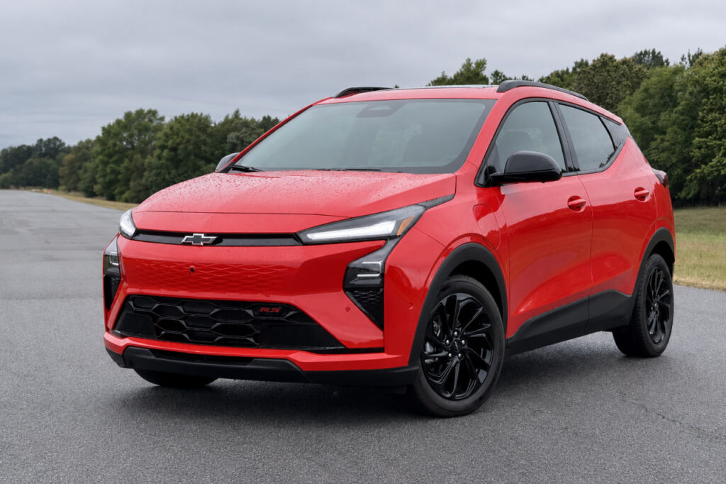 Chevrolet elektromobili batareyasi tugagandan keyin qancha yuradi