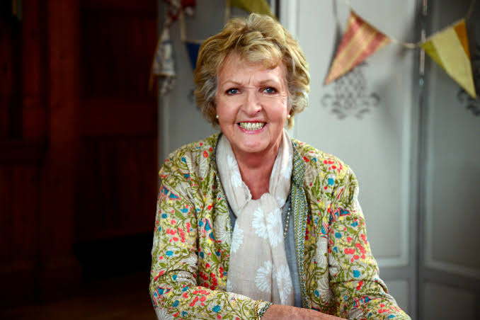 British Sitcom Legend Dame Penelope Keith Dies Aged 86