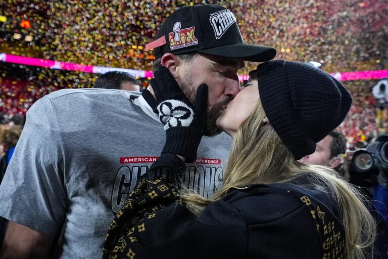 Taylor Swift and Travis Kelce Rumoured for Manhattan 