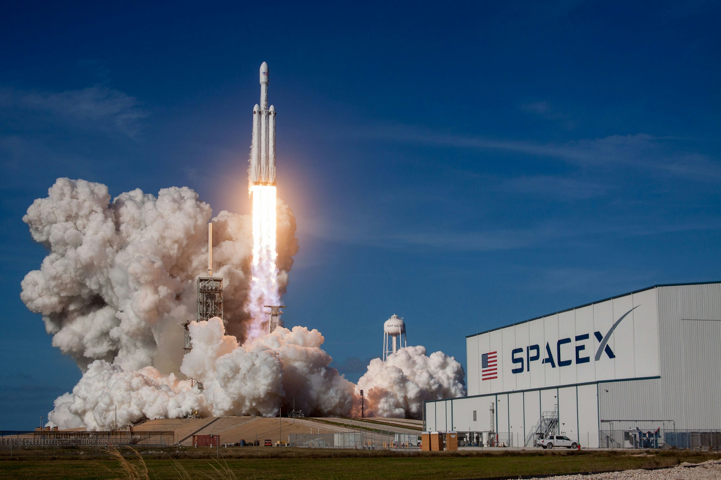 акции SpaceX