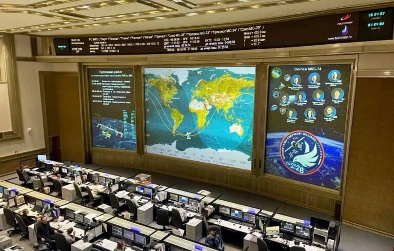 «Союз МС-28» отстыковался от МКС и летит домой. Когда он приземлится?