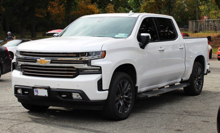 Больше функций без доплаты: чем удивит Chevrolet Silverado 2027