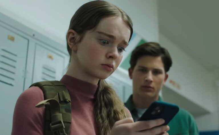 Школа, травля и телекинез: вышел тизер сериала «Кэрри»