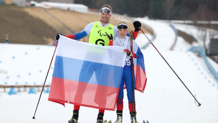 Российских спортсменов вернут на Олимпийские игры: МОК снял с них санкции