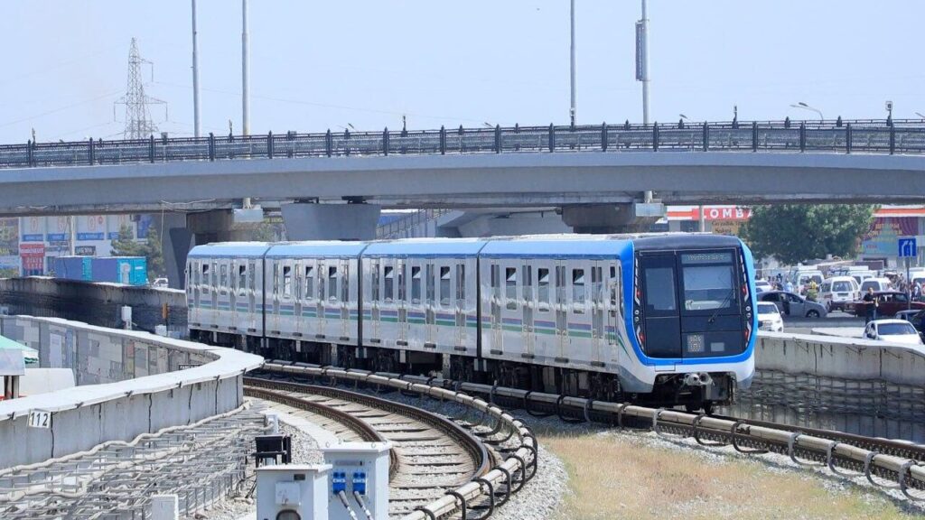 Yangi yil munosabati bilan Toshkent metrosi ish vaqti uzaytirildi