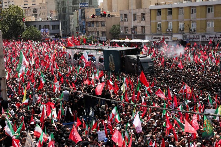 Mourners Call for Revenge During Khamenei Funeral Procession in Tehran