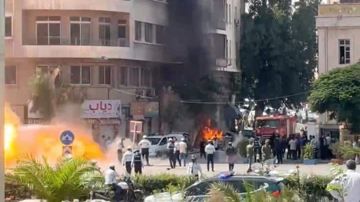 Bomb Blasts Hit Damascus During Macron's Landmark Syria Visit
