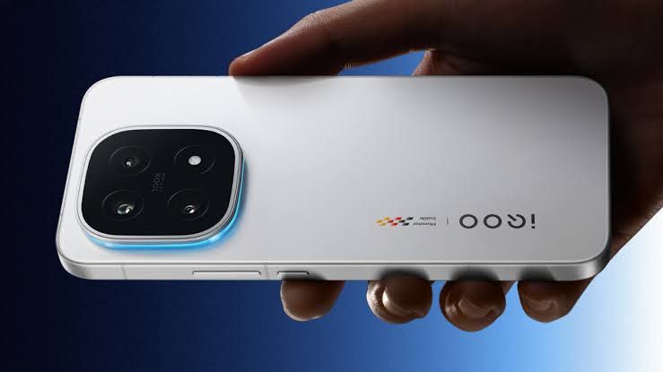 iQOO 15 Ultra eng ommabop Ultra smartfon bo‘ldi