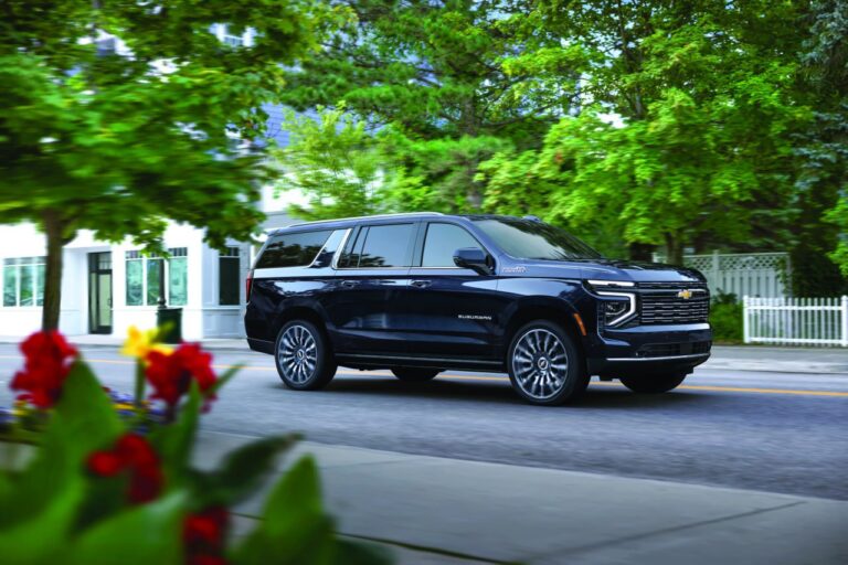 UzAuto Motors начал продажи Chevrolet Suburban High Country — цена
