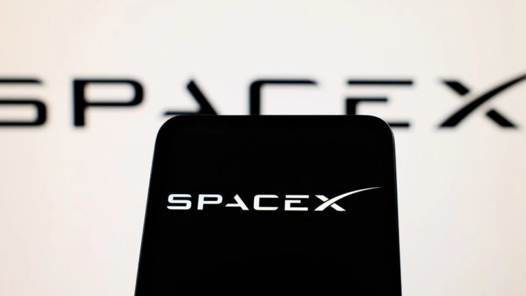 SpaceX sun’iy intellekt uchun o‘z gadjetini ishlab chiqqani aytilmoqda